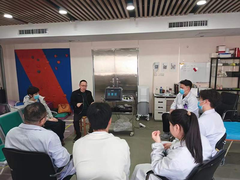 PBM Medical Laser และโรงพยาบาลประชาชนอู่ฮั่น ลงนามความร่วมมือด้านกายภาพบำบัดเลเซอร์